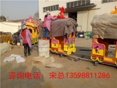 [實(shí)時(shí)新聞]龍之盈游樂(lè)河北保定客戶(hù)軌道小火車(chē)試