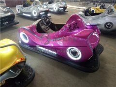 新型游樂設(shè)備碰碰車也能做到暴風(fēng)漂移？