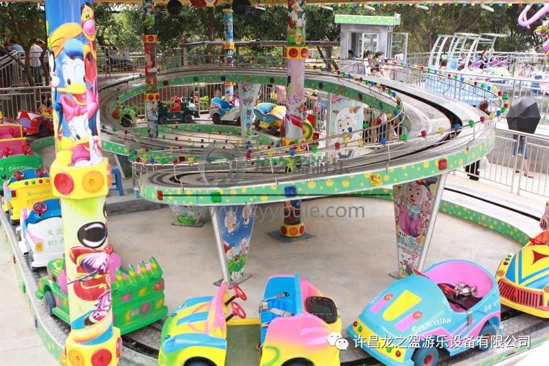 游樂園設(shè)備維護(hù)