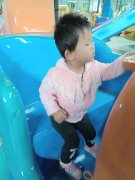 兒童游樂(lè)園里你家小寶貝*喜歡哪種游樂(lè)設(shè)備？
